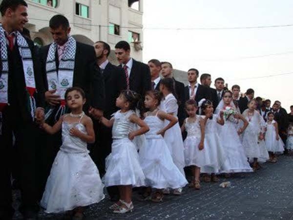 Yemen'de Hayatını Kaybeden 8 Yaşındaki Çocuk Gelinle İlgili 5 fotoğraf